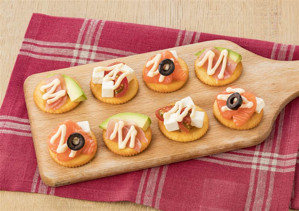 ブルボン プレーンクラッカー バジルクラッカ