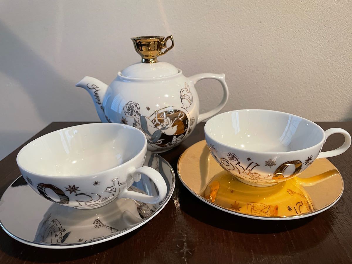 ふしぎの国のアリス アフタヌーンティー カップ＆ソーサー ふしぎの国のアリス』ペア