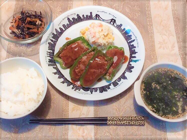 献立を考えるのが面倒な人へ 💌仕事に家事に育児にやることが山ほどあるのに、毎日の献立まで考えなきゃいけない💦そんなモヤモヤを抱えるあなたに、 献立検討から解放されるヒントを🌱 管理栄養士監修の豊富なお惣菜が 週替わりでご自宅に届く つくりおき .jp