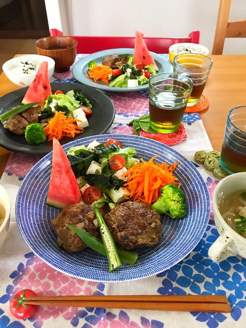 NHKのドキュメンタリーで話題！ 料理家・栗原はるみさんの「ひとりごはん」への想いパーソナルマガジン 『栗原はるみ』よりmi-mollet ミモレ明日の私へ、小さな一歩