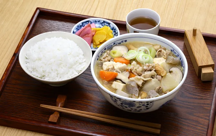 豚汁が余った時・保存は冷蔵庫で何日？冷凍できる？余らせないコツ教えます！栄養士妻のかんたん料理と便利な暮らし