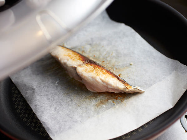 干物の焼き方 フライパンで焼くプロのテク！冷凍干物もOKほほえみごはん-冷凍で食を豊かに-ニチレイフーズ