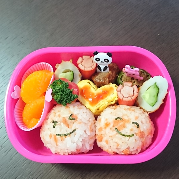 幼稚園弁当＜オムライスおにぎり＞ : 日々のごはんとおやつのネタ帳～簡単なのも、丁寧なのも～ Powered by ライブドアブログ