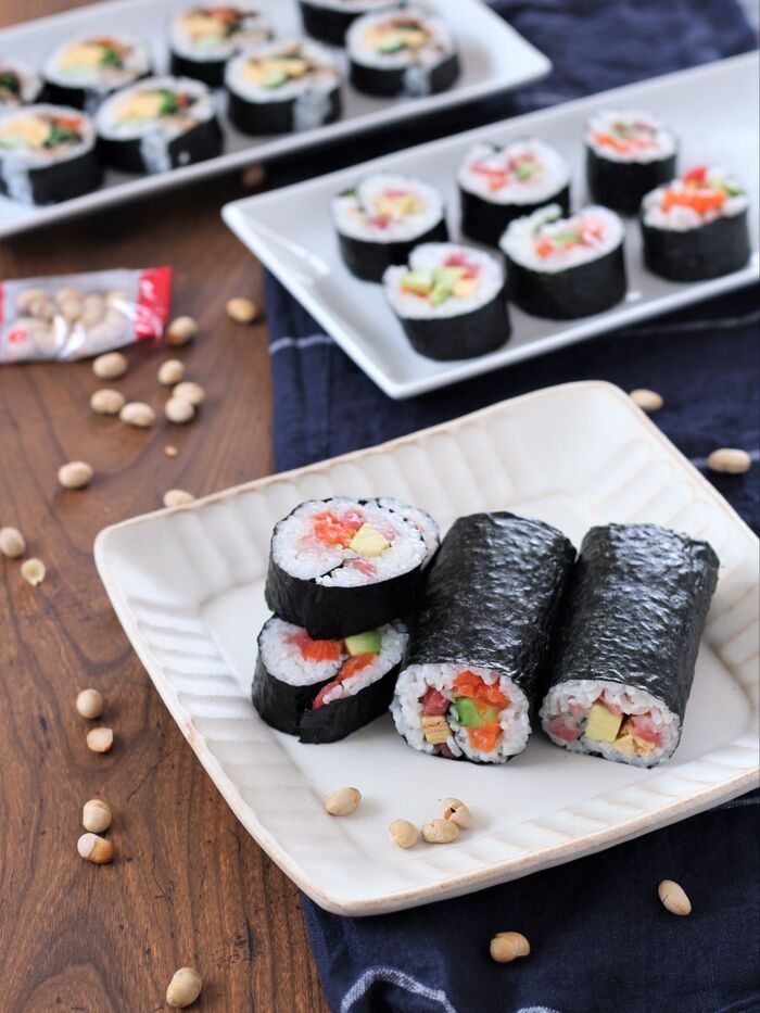 巻き寿司の美味しい作り方とは？長角皿に盛り付けておしゃれさアップ！ - オシャレで安い和食器・洋食器の通販専門店テーブルウェアイースト