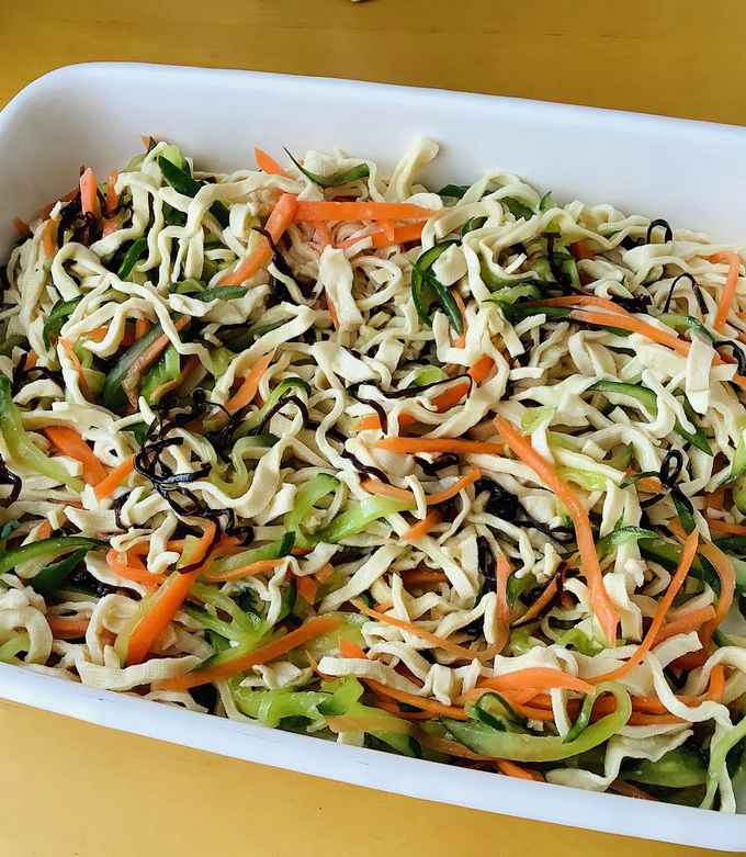 ふるさと納税 豆干絲 トーカンスー4袋セット 国産大豆100％ グルテンフリー 麺 中華 中華食材 坦々麺 豆干絲 グルメ お豆腐の麺 焼きそばラーメン アレンジレシピ ヘルシー 愛知県 高浜市 送料無料 豆干絲 トーカンスー 4袋セット 高浜市愛知県返礼品を