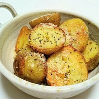 小芋の新じゃがバター ハーブソルト味ホットクック部