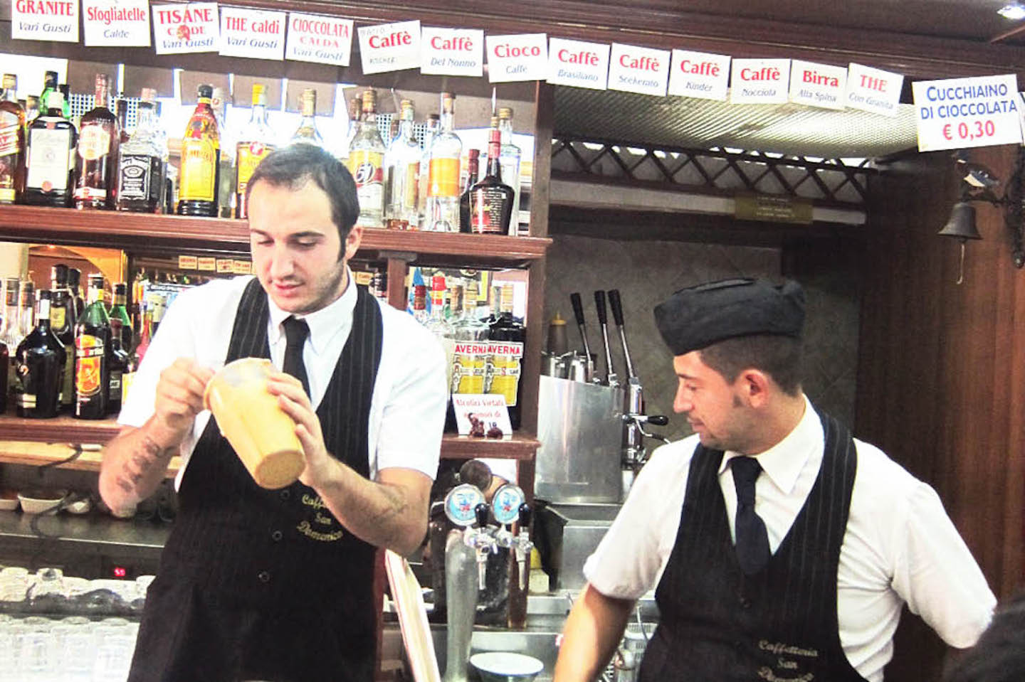 イタリアBAR バール の使い方。 : Mi piace PECO わんこと行く海外旅行記