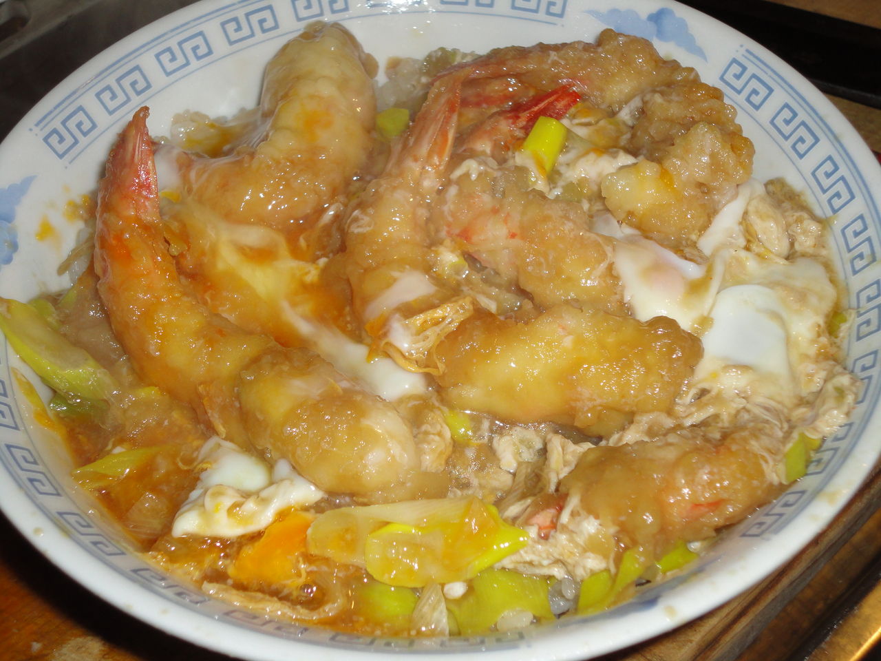 海老天卵とじ丼 - 続・食べ物日記 東海版