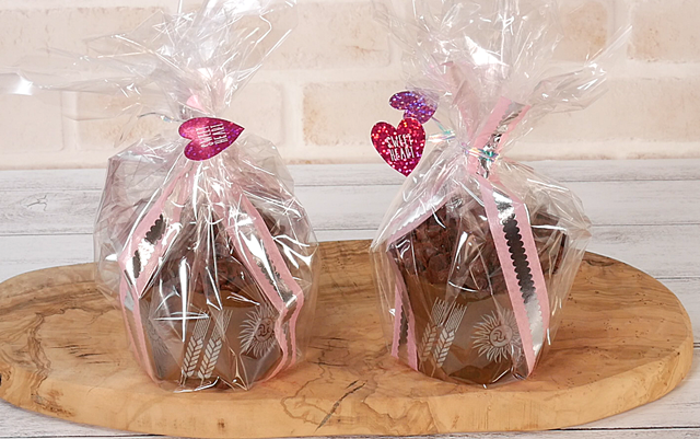 100円ショップのダイソーでラッピング用品をパトロール👀 種類や数も豊富でびっくりしました。気になったものをいくつか購入。 どんなお菓子 を焼いて、どんなふうにラッピングをしようか と、考える時間が楽しいです。ラッピング用品 ダイソー ダイソーラッピング