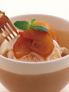 ＼劇場版「きのう何食べた？」とクラシルがコラボしました！🍴✨ ,大人気ドラマ“何食べ“がついに映画化！11月3日の公開を記念して、劇中レシピ「りんごのキャラメル煮トースト」をクラシルが再現しました！,2人も食べた、あったか冷たくてしあわせになること間違いなしの絶品トースト🍎, あなたもおうちで作ってみませんか？🍳,クラシルでは“何食べ“コラムも絶賛公開中🍚🥢,