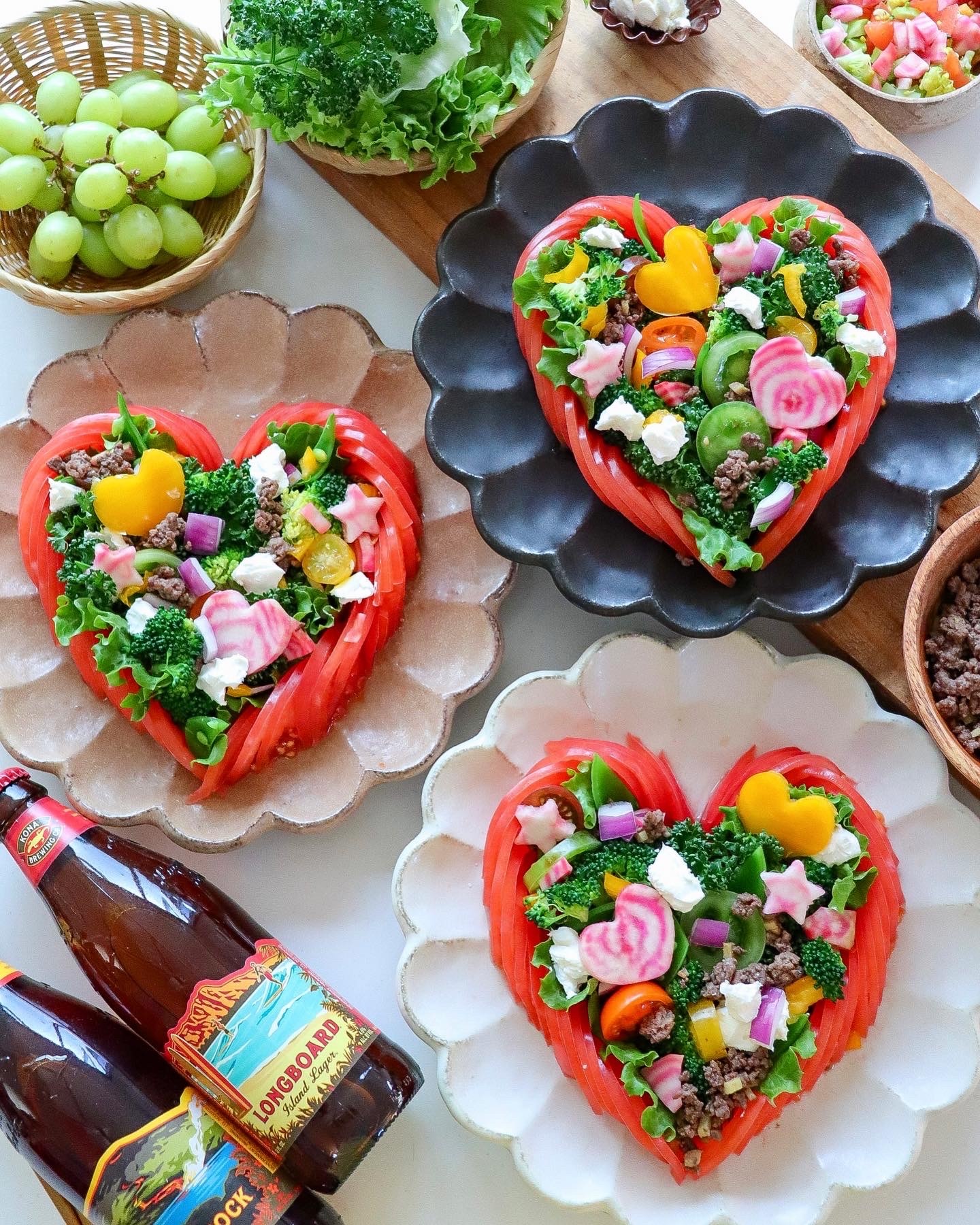 Happy Valentine🍫 ペニンシュラブティック＆カフェの♡ 可愛い🩷 @thepeninsulaboutiquejpおうちごはんは、牛ほほ肉の赤ワイン煮込み、グリーンリーフといちごのサラダ、ツナのコールスローサラダ。 @rie_gohan2020 素敵な1日を😊happyvalentinesdayvalentines