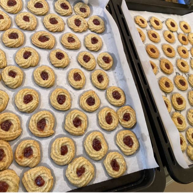 ゆーママ『絞り出しジャムクッキー♡〜バレンタインにも〜』