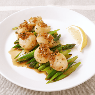 有名シェフが教える簡単レシピ⑥『ホタテ貝のミルフィーユ仕立て〜キャロットラペ添え〜』 │ ヒトサラマガジン