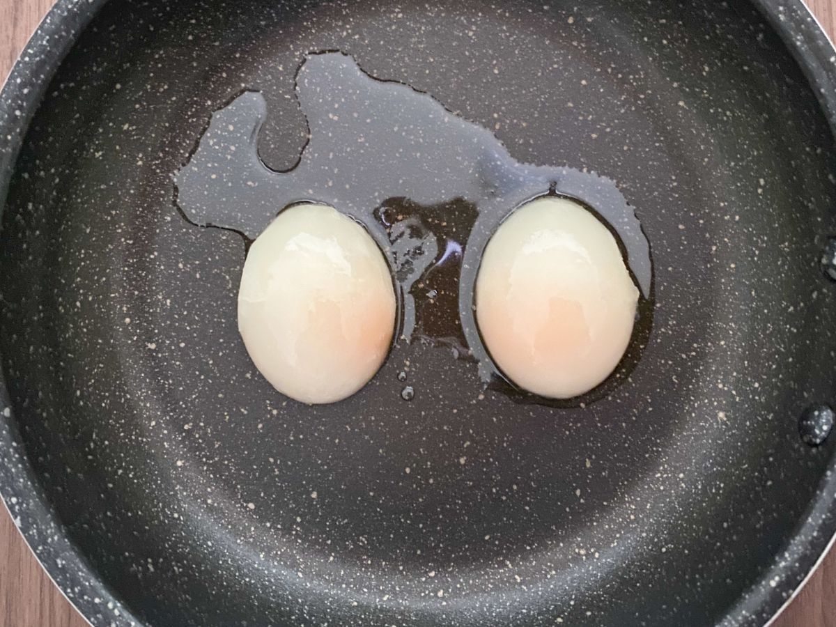 冷凍庫に入れるだけ！お弁当にぴったり♡普通の卵で作れるミニ目玉焼きmamatas ママタス