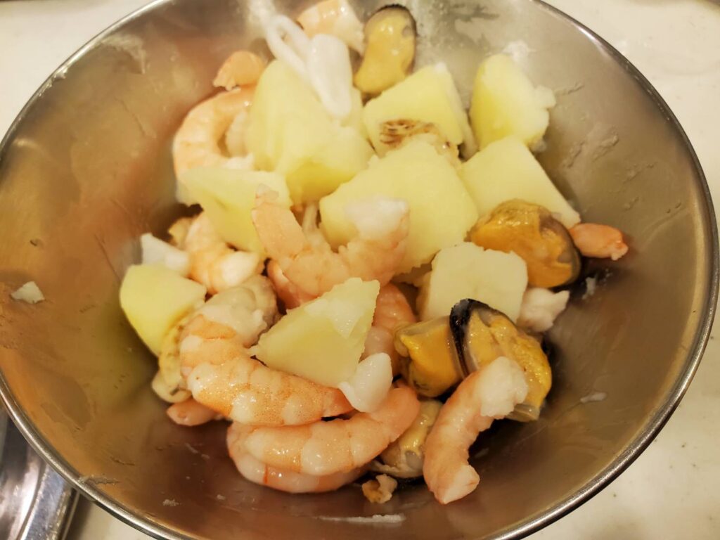 冷凍食材で簡単！シーフード＆ポテトグラタン