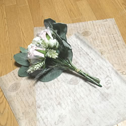 100円ショップ商品で気軽＆簡単に！オシャレなフラワーギフトを作ろう♪〜ラッピングフラワーギフト編〜メルシーフラワー＊こころを花にかえて