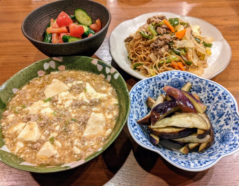 シーフード焼きそば 鶏肉とえのきの中華スープ 食材宅配のヨシケイ 夕食ネット レシピ・メニュー・献立付き