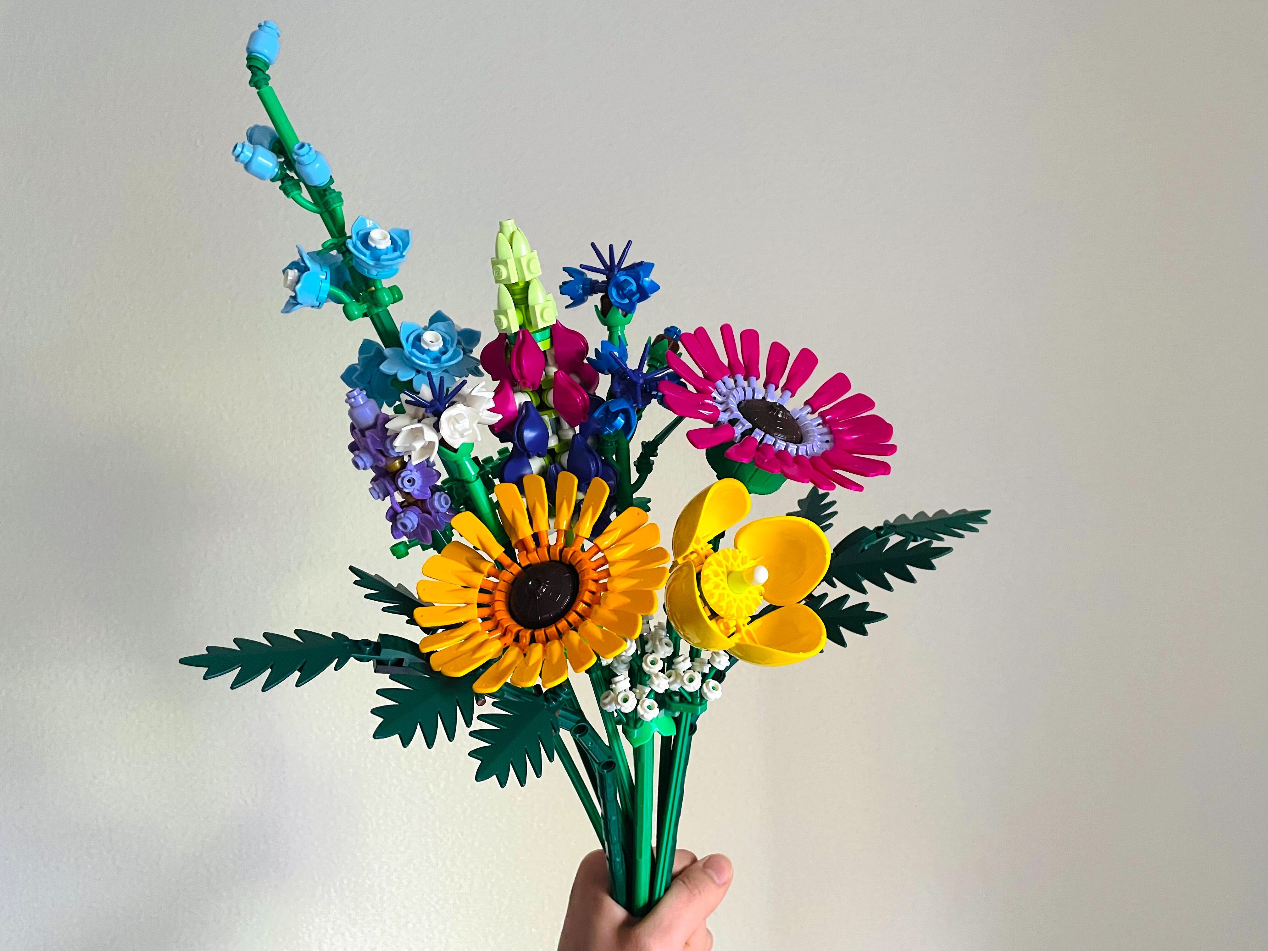 レゴ® フラワーを引き立てる理想の花瓶をつくろう レゴ®ショップ公式オンラインストアJP