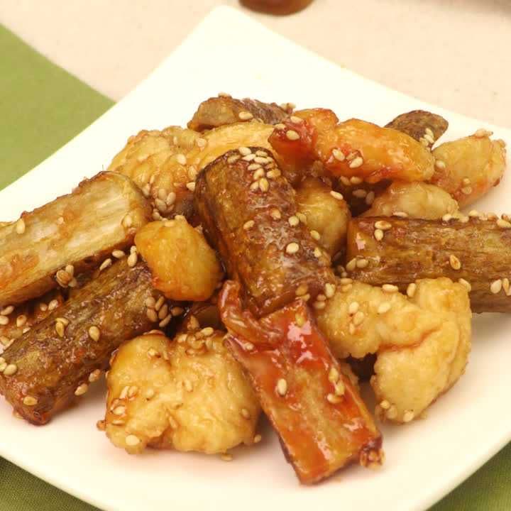 DAIGOも台所 ごぼうと胸肉の甘辛ごま炒めの作り方。山本ゆりさんの簡単レシピ。凛とした暮らし〜凛々と