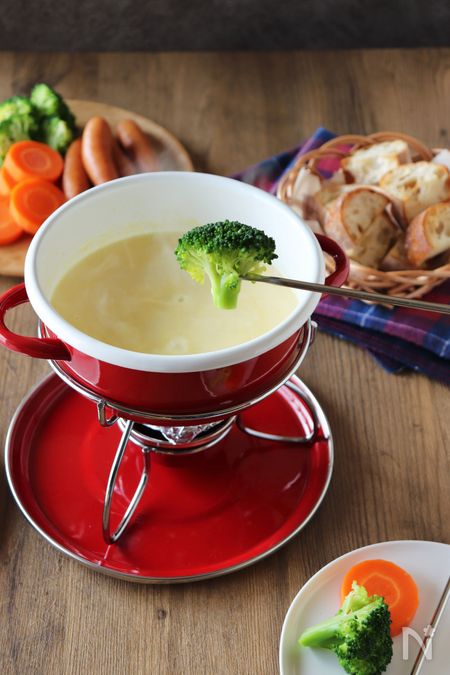 ピザ用チーズでチーズフォンデュ