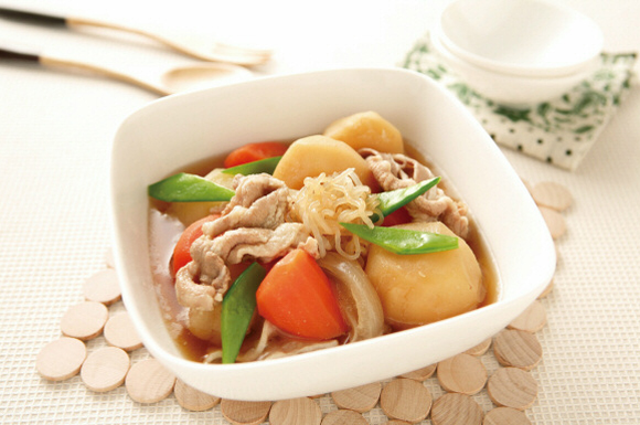 めんつゆで簡単♪そぼろ肉じゃが