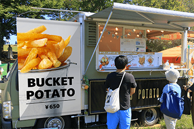 キッチンカー専門の業務用食材卸売サイトがオープン！OEM商品製造も一部可能 豊川ハム×シルクルフードファン！FOOD FUN