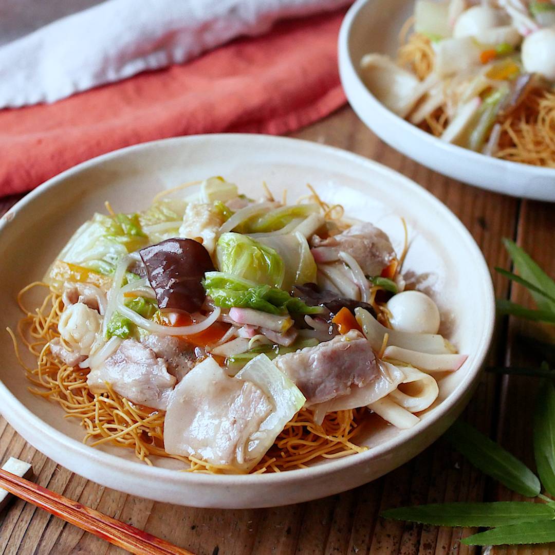 サラダうどんの作り方 レシピ：白ごはん.com