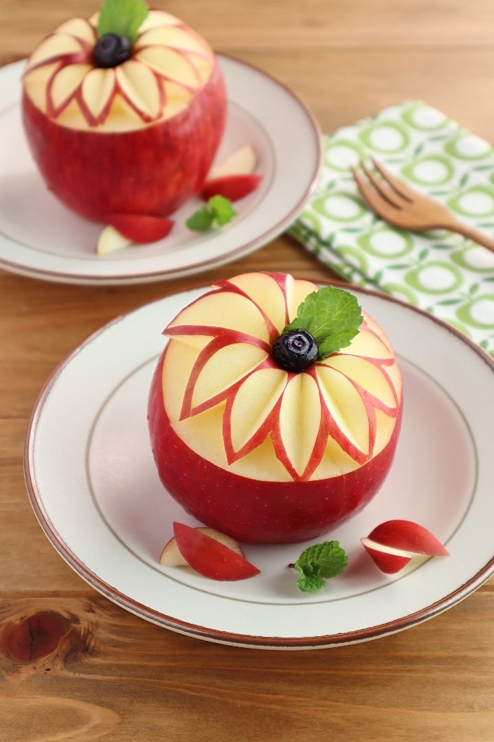 りんごの切り方9選 基本から簡単でかわいいおしゃれな切り方まで図入りで解説！ - トクバイニュース