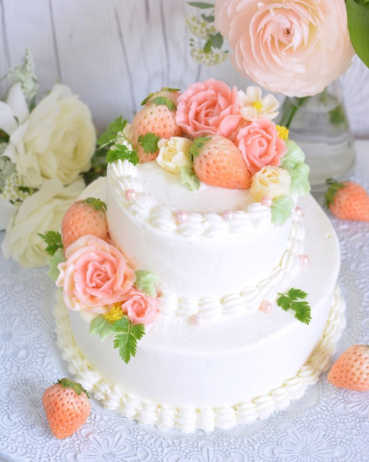 ２段デコレーションケーキの作り方 結婚式の2次会やお祝いパーティ―などに☆Coris cooking - YouTube