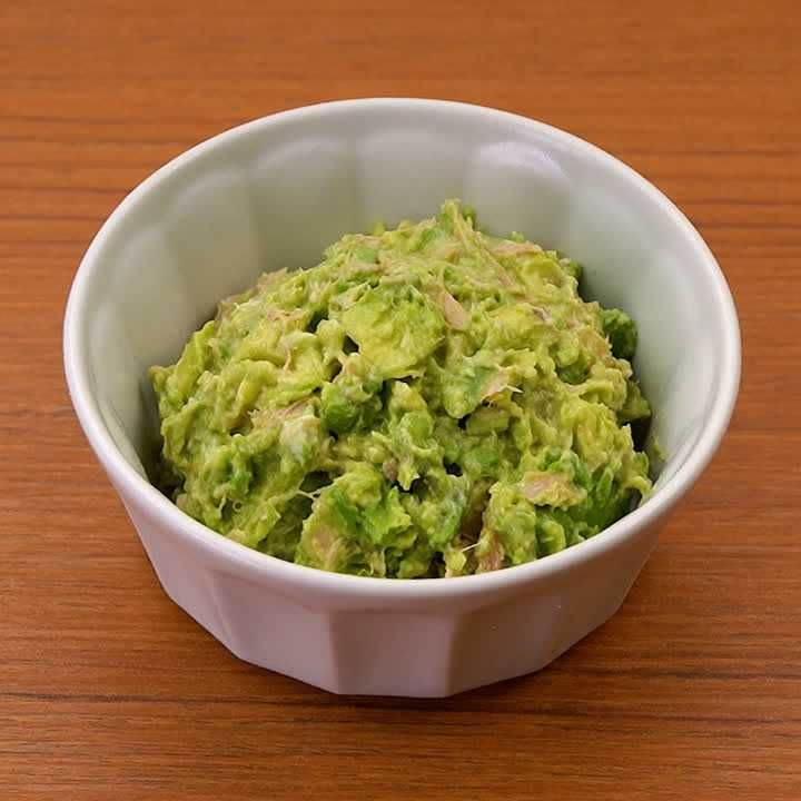 和えるだけ豆とアボカドのサラダクラシル