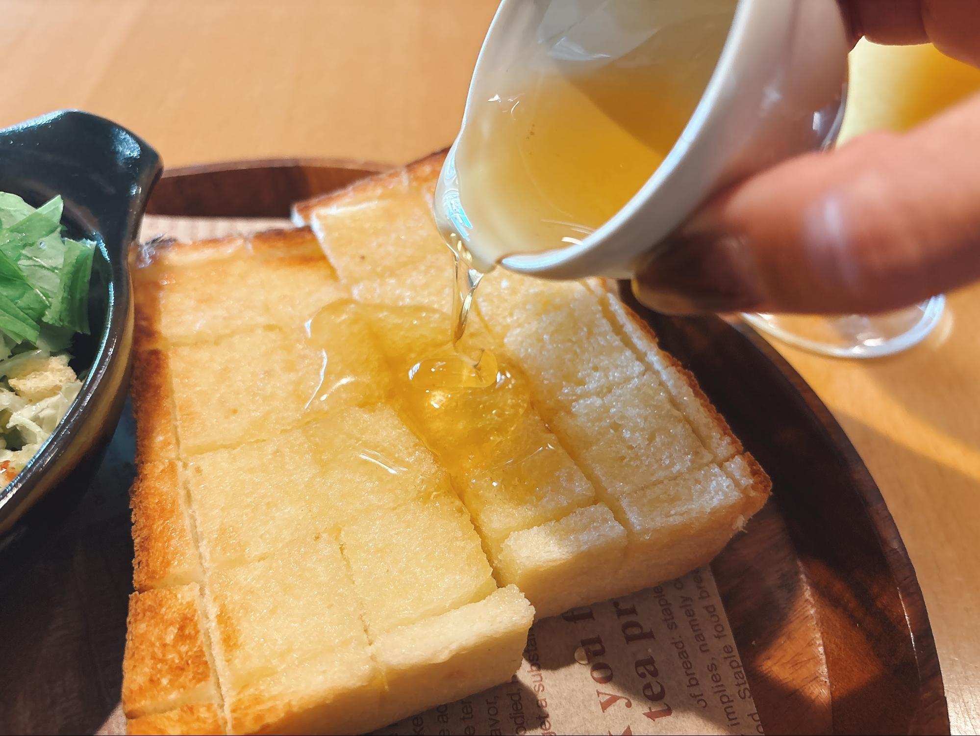 くすの木の下の小さなcafe カトルカールKumamoto-shi Kumamoto