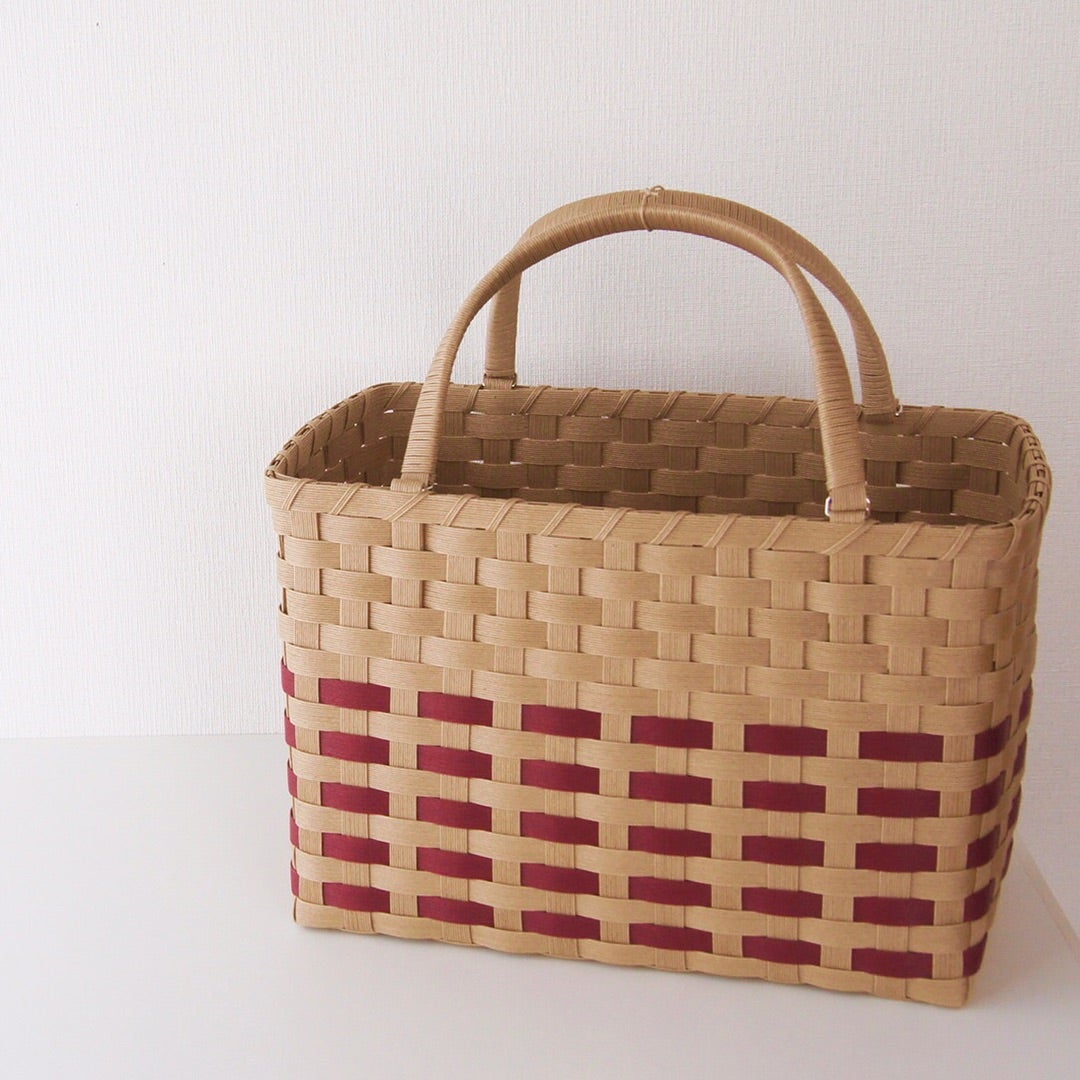 かごバッグや小物を手作り！「クラフトバンド」の編み方＆作品集キナリノ