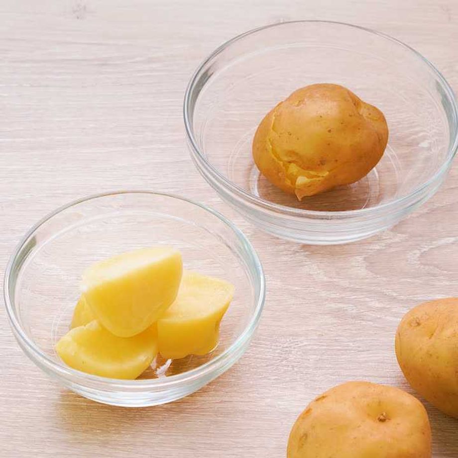 じゃがいもの茹で時間はどのくらい？煮崩れしないコツやおいしい茹で方を解説！クラシル
