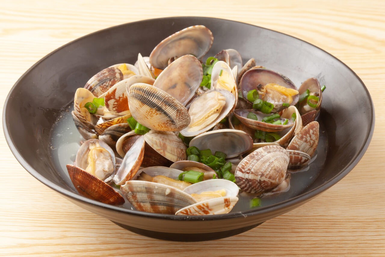 塩さばとあさりのアクアパッツァ