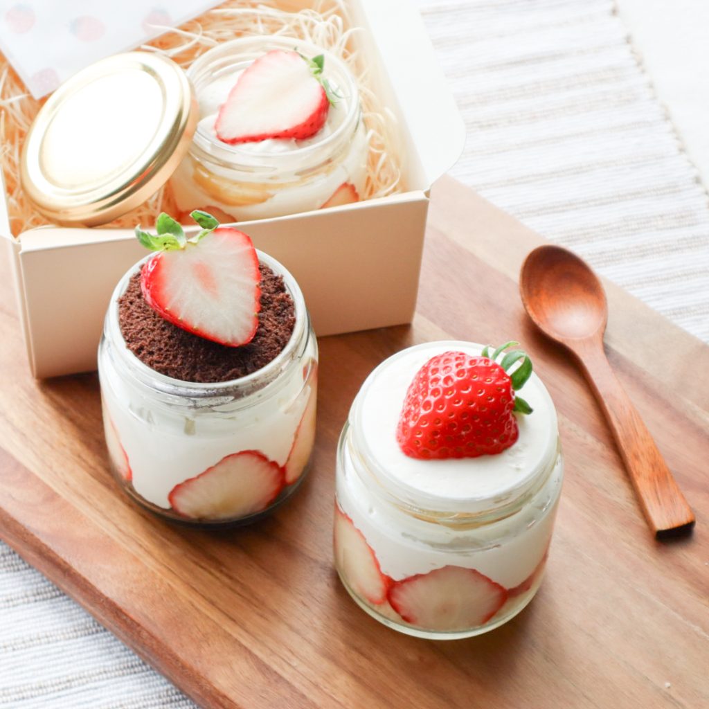 生クリームとクリームチーズで作る、いちごのフルーツサンド - 北欧、暮らしの道具店