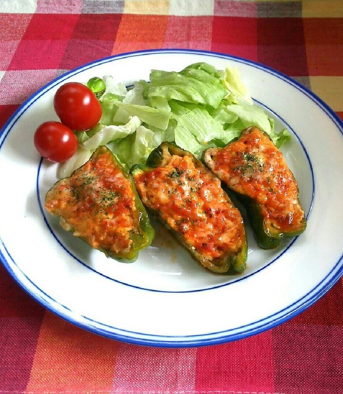 レンジでピーマンの肉詰め - MOAI's KITCHENMOAI's KITCHEN