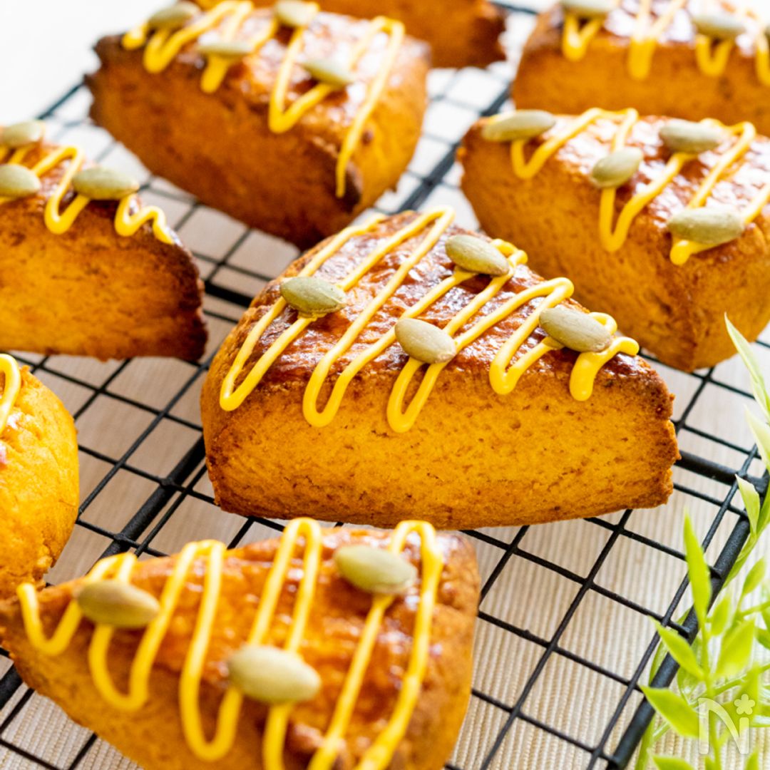 スターバックス24年秋スイーツ、栗とほうじ茶モンブランやパンプキンスコーン - ファッションプレス