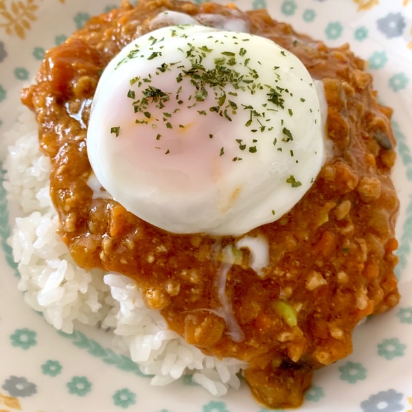 沸騰ワード10志麻さん直伝🍳キーマカレーのオニオンスープ添え🍳のレシピを公開‼ キーマカレーとオニオンスープの最高のコラボ✨🤤作ってみたら志麻さんの沸騰ごはん で投稿をよろしくお願いします❗️沸騰ワード10伝説の家政婦志麻さん志麻さんの沸騰ごはん