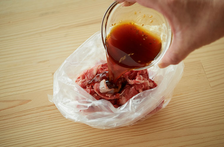 焼肉のタレとコチュジャンだけ！お肉やわやわプルコギ - BOKUの簡単ンまい～ブログ