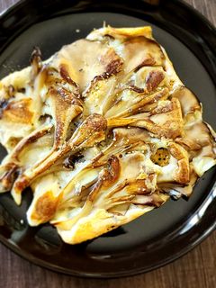 カラダづくり”におすすめのきのこレシピを紹介！『マイタケのカリカリチーズ焼き』KINKATSU TREND ONE -TOKYO FM80.0MHz- ユージ、吉田明世