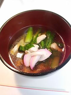 揚げ餅の中華風雑煮のレシピ。鶏がらスープの素で絶品。 - LIFE.net