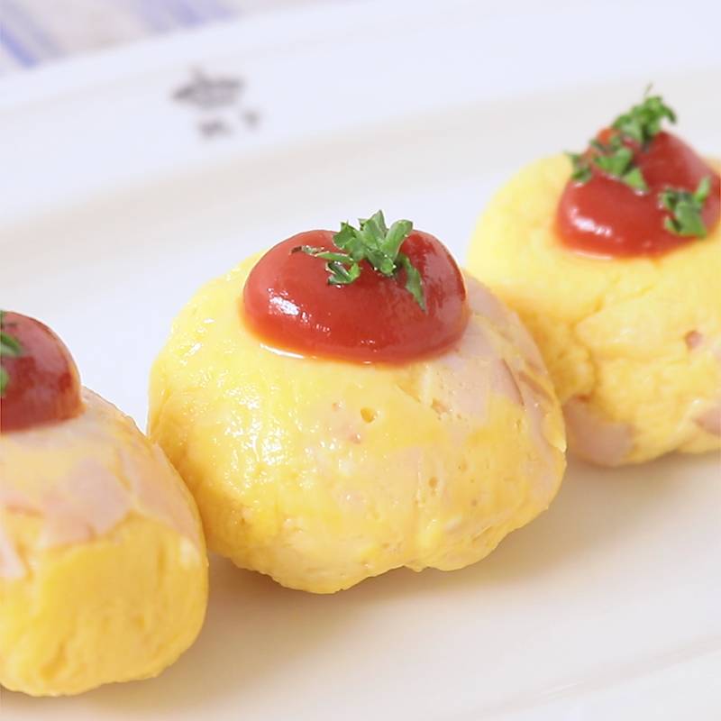 中がとろ〜り！卵だけでも大満足のオムレツ