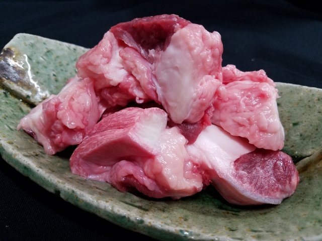 牛すじの下処理とゆで方：白ごはん.com