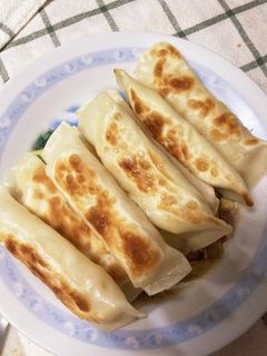 餃子の皮で ミニマヨコーンピザ
