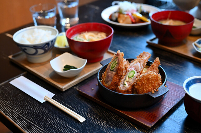 ホリデーランチメニューがはじまります つばめKITCHEN 丸の内店つばめグリル - トピックス