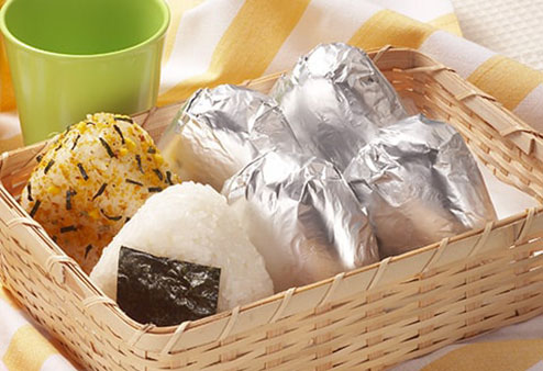 簡単レシピ 保冷機能りぼんおにぎりケースの作り方端切れレシピ布小物ミシン簡単安い材料１００均How to make a riceballbagDIY easy mini Bag