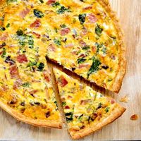 基本のキッシュ 冷凍パイシートで簡単