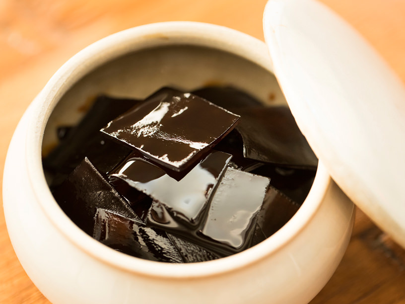 鰹節と昆布で自家製出汁醤油「昆布醤油」