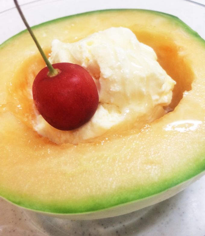 メロンアイスパフェ