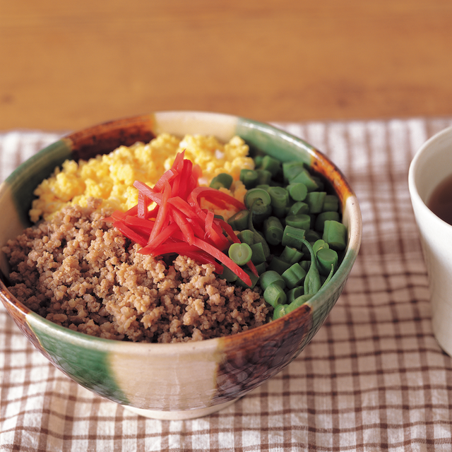 豚ミンチそぼろ丼